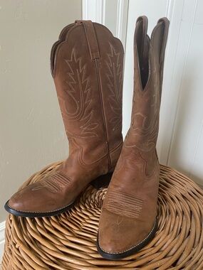 Women’s Brown Western Cowgirl Boots - Classic Pull-On Style